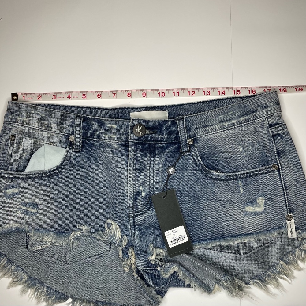 One Teaspoon Cotton Raw Hem Rocky Bonitas Low Waist Denim Wash Jean Shorts 30 - Picture 9 of 10